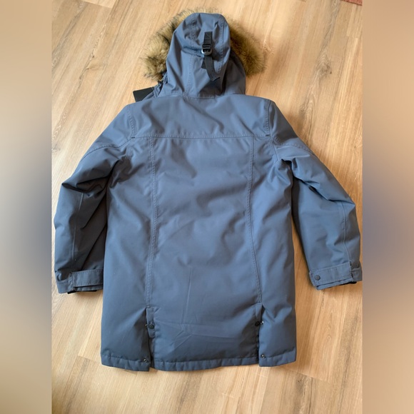 LL Bean Maine Mountain Parka - Picture 4 of 5
